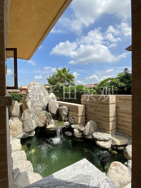小型別墅庭院該如何綠化設(shè)計(jì)？