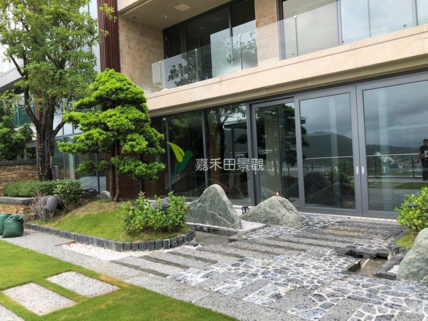 別墅花園設(shè)計(jì)夏季如何驅(qū)蚊蟲？